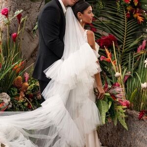 Elegant White Wedding Veil